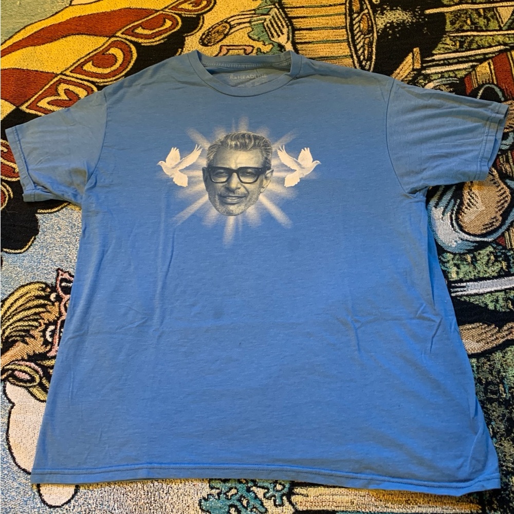 Used Jeff Goldblum t-shirt. Men’s XL.